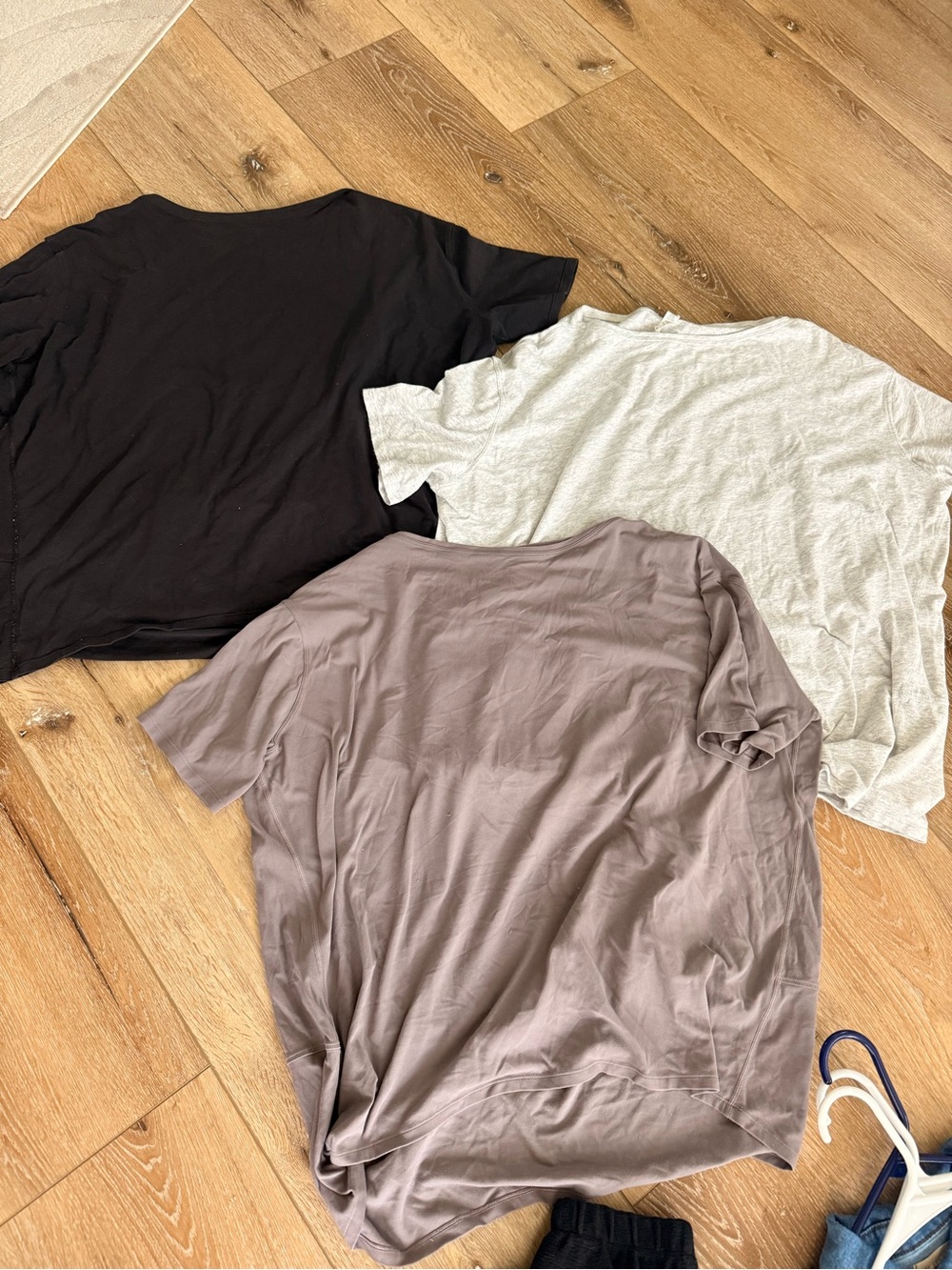 lululemon athletica women's tees - black, light gray, mauve sz 8-10